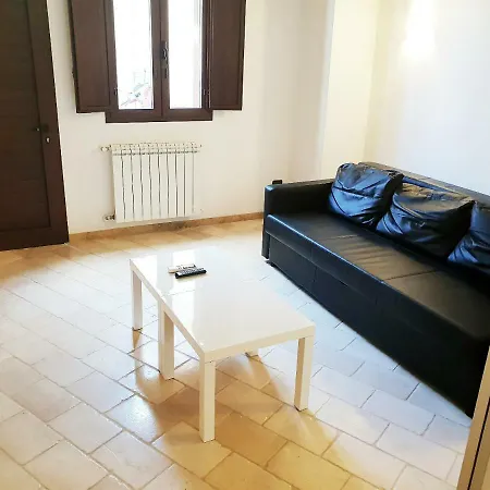 M6 Typical House Prázdninový dům Melendugno